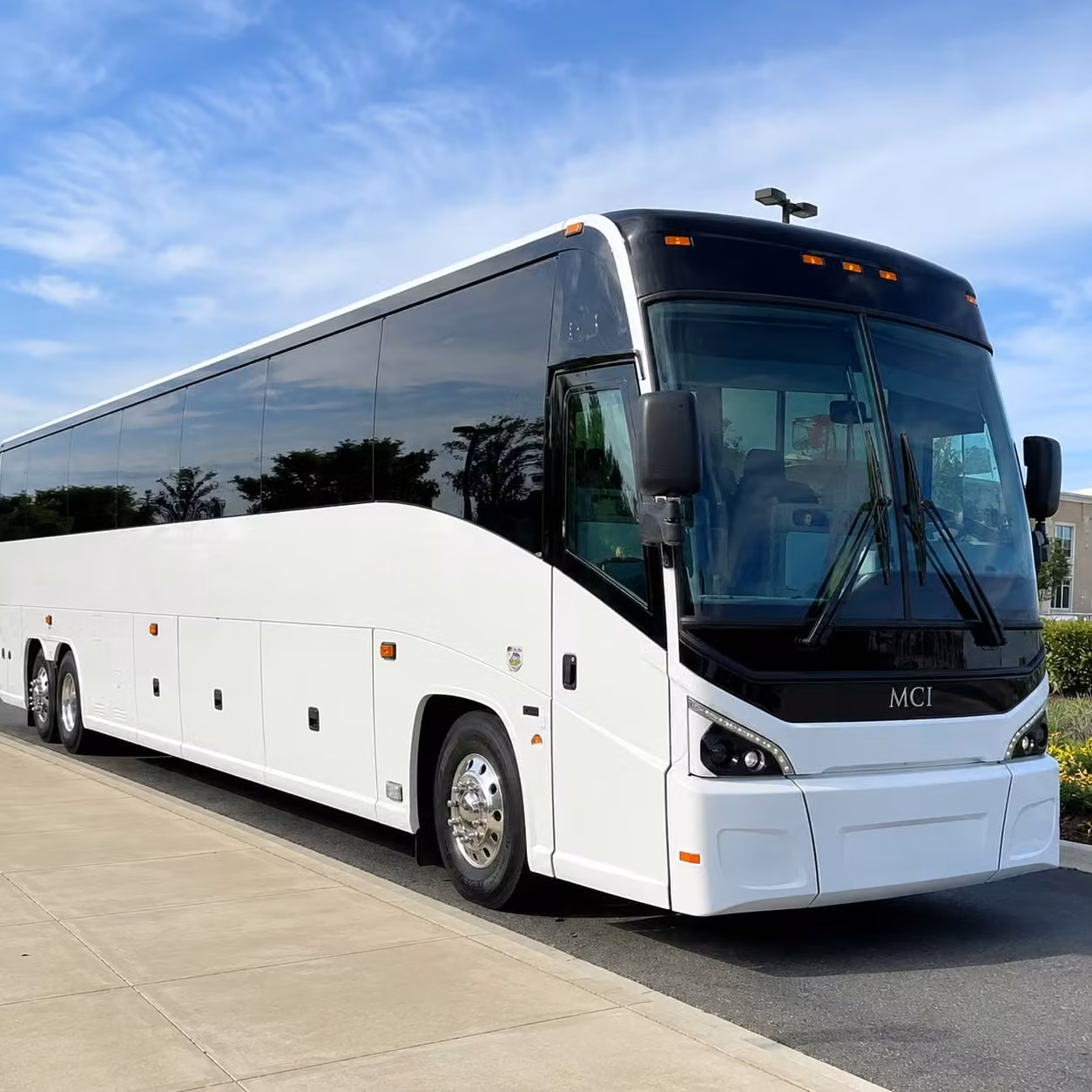choosing the right bus for santa clara youth group trips and retreats
