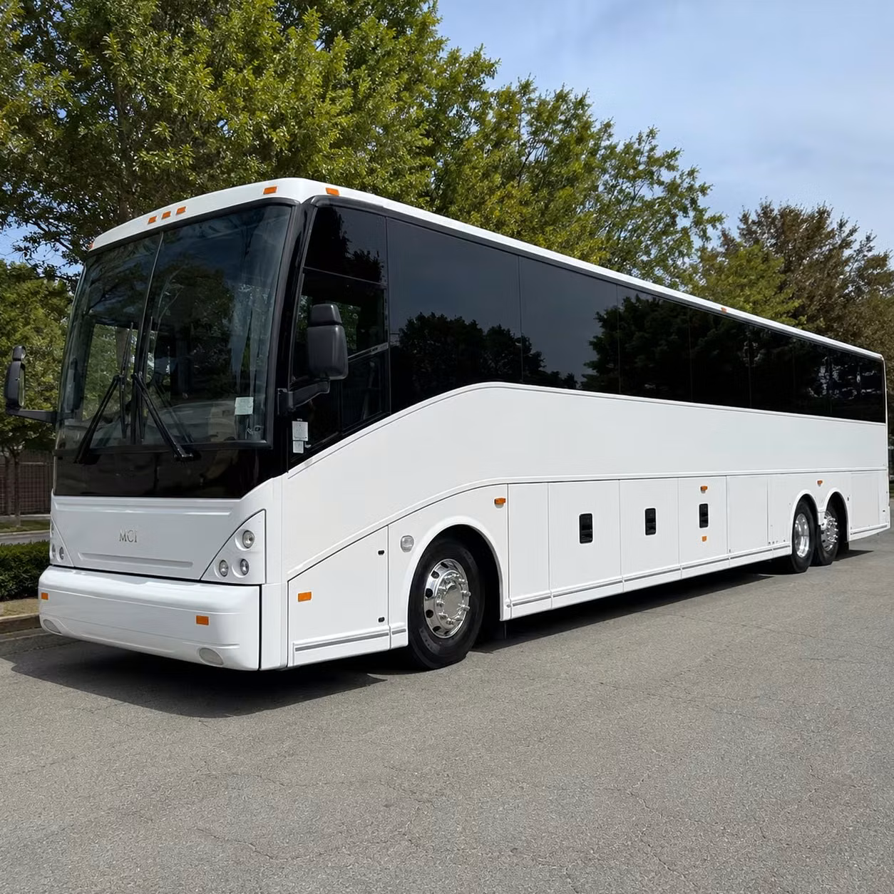 shuttle convention attendees between santa clara hotels and sfo or sjc without the chaos